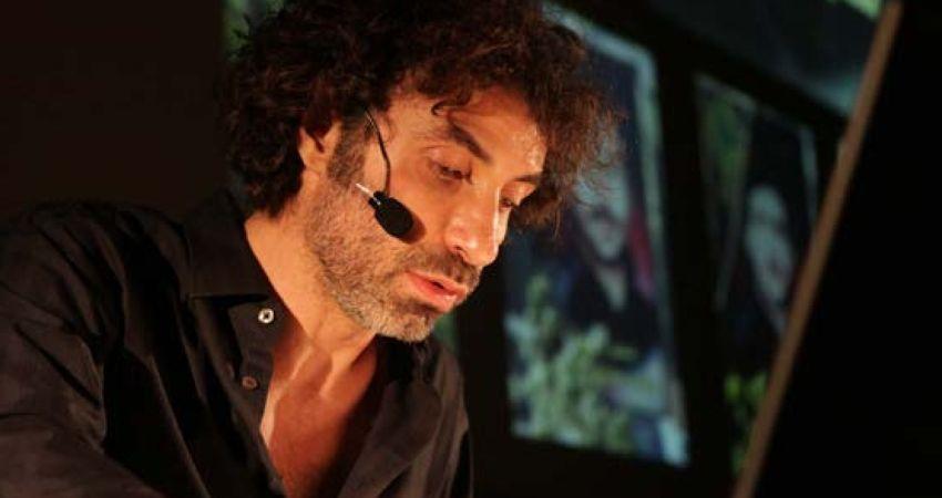 Rabih Mroué 