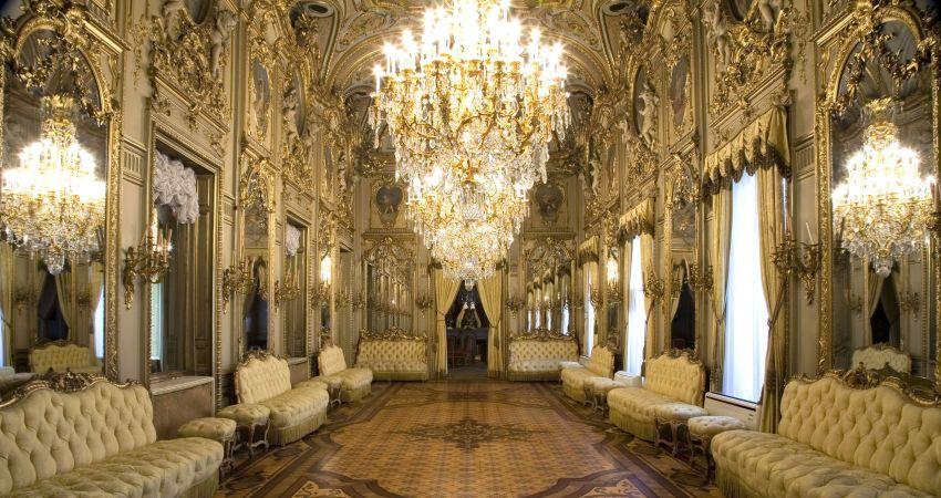 Palacio Fernán Núñez 
