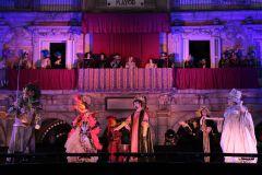 La Fiesta Barroca, con más de cien artistas, toma la plaza y la calle Mayor 